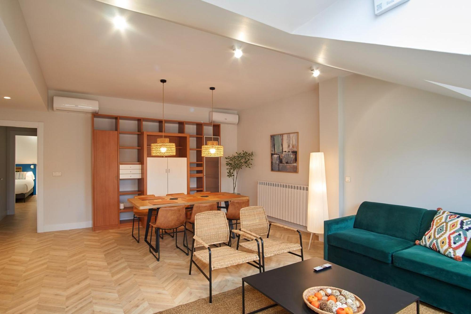 Arroyos Apartment